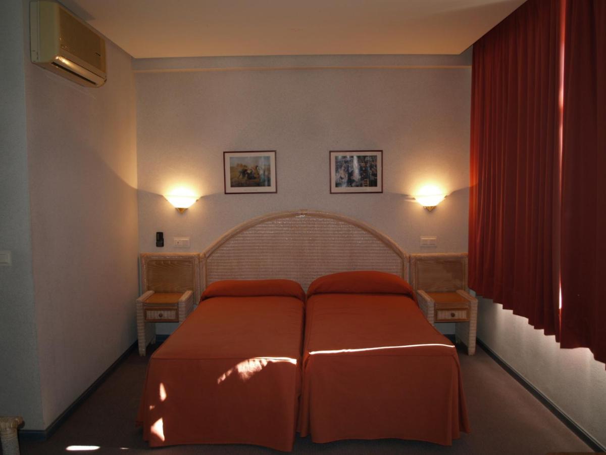 Hotel San Jorge Alcala de los Gazules Phòng bức ảnh